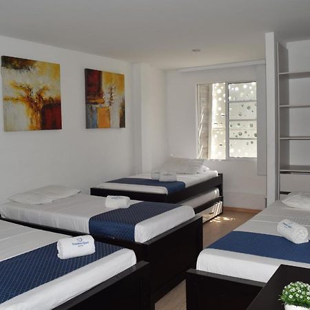 Hotel Travelers Sport Cali Exterior foto