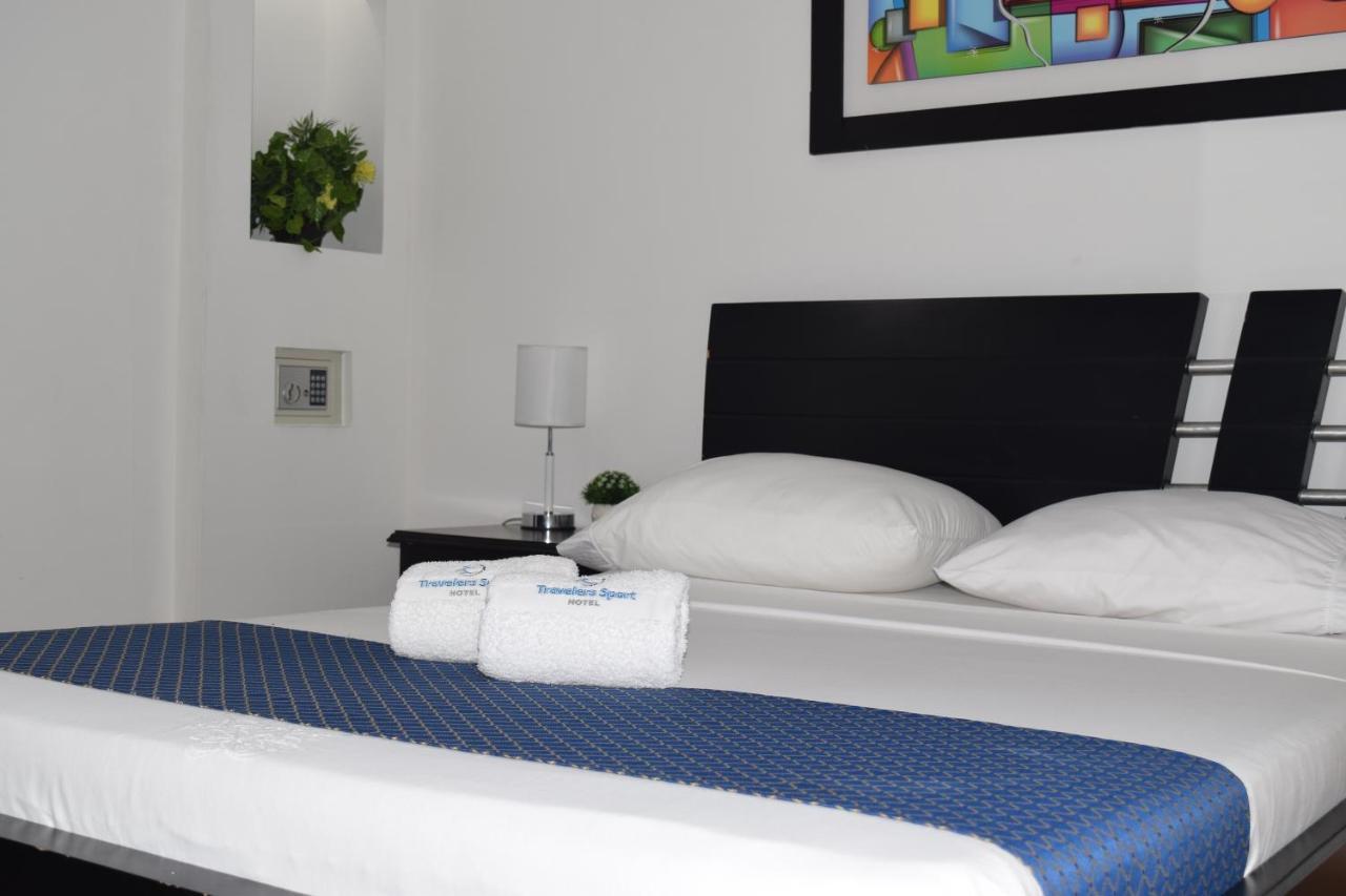 Hotel Travelers Sport Cali Exterior foto
